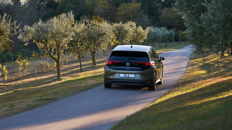 Elektrikli Araçlarda Hızlanma ve Frenleme