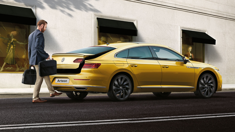 Volkswagen Kolay Açılır Bagaj Kapağı