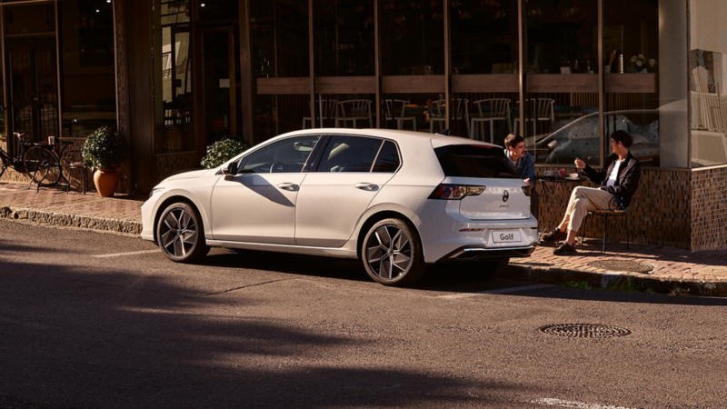 Volkswagen Golf eTSI