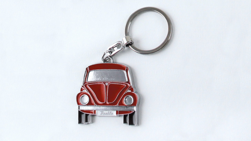 Llavero en forma de Vocho color rojo disponible en la VW Collection Vintage