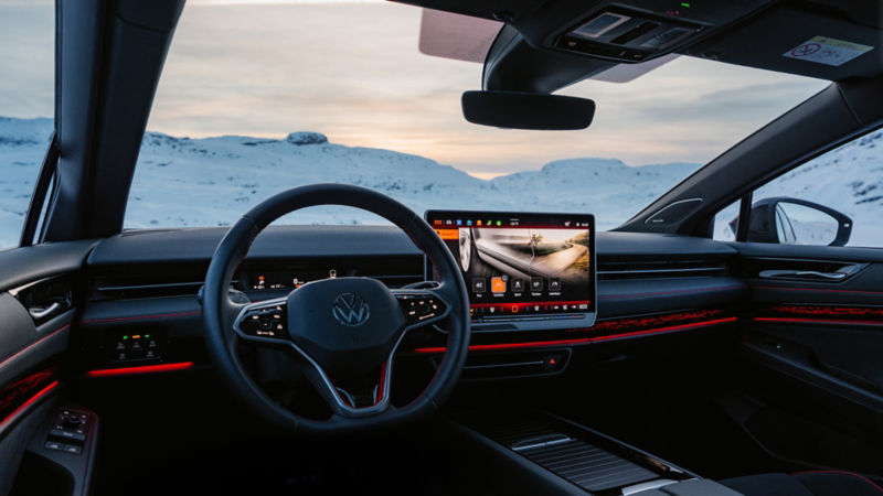 utsikt mot fjellene i vw id7 tourer