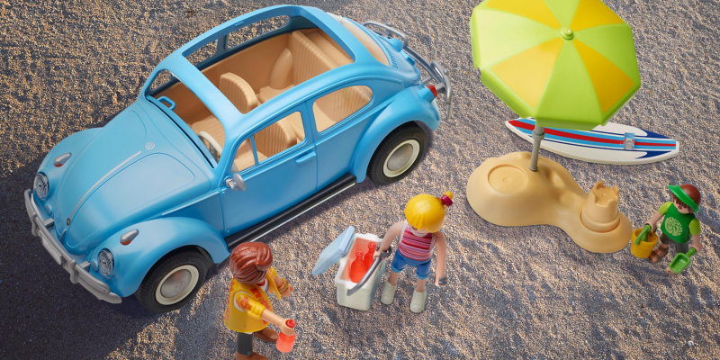 Playmobil® Käfer mit geöffnetem Dach und sommerlichem Zubehör für großen Spielspaß