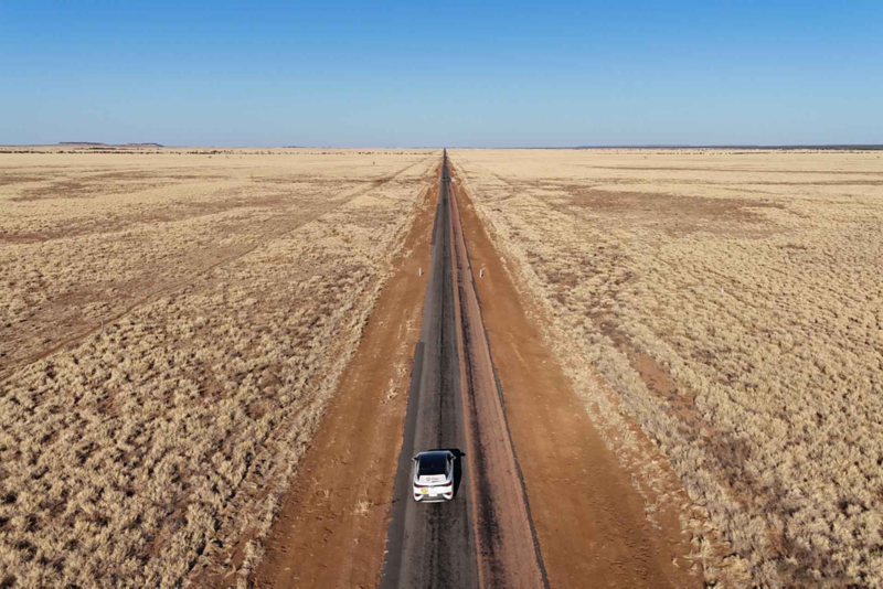 ID 4 birds eye in the Aussie outback