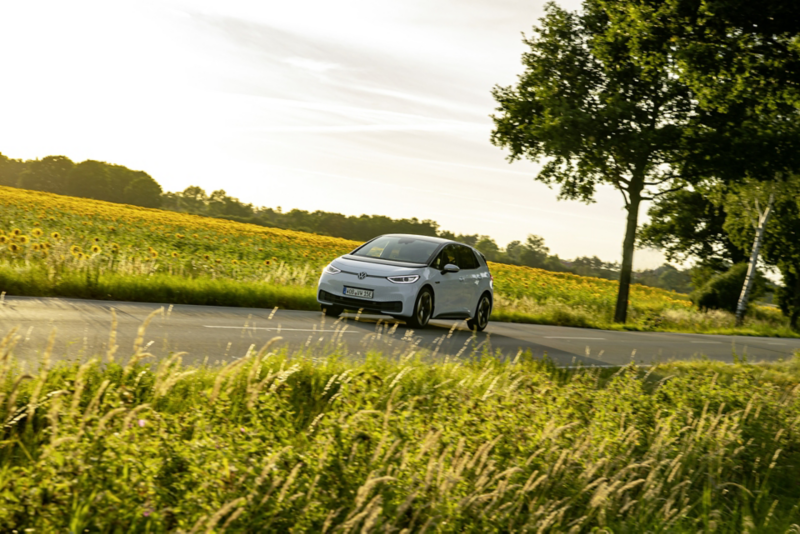 The VW ID.3 in front of a field