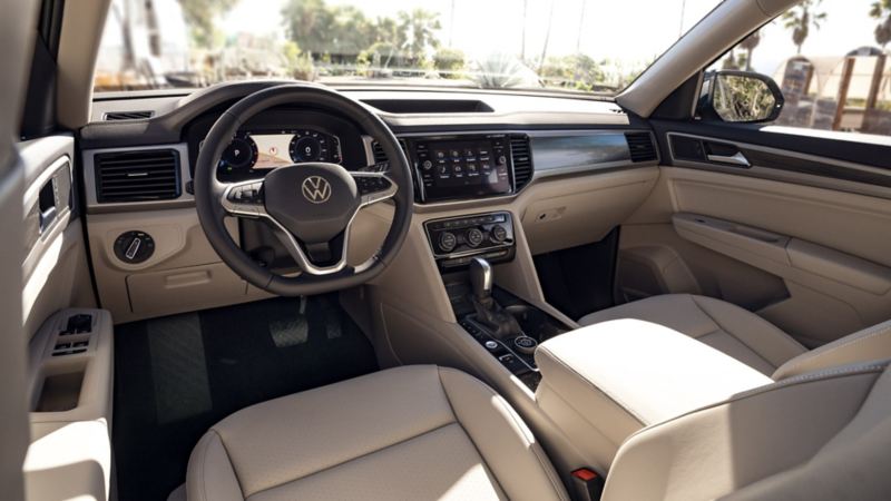 The 7-seater interior of the Volkswagen Teramont