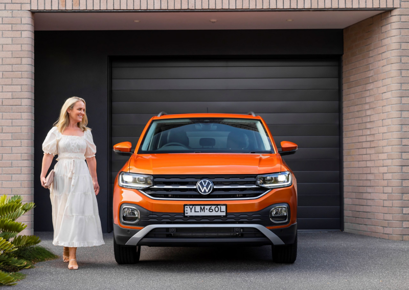 Front view of Volkswagen T-Roc Style and T-Roc R-Line parked