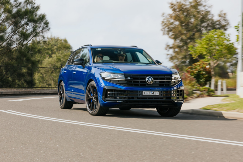 Touraeg R on the road
