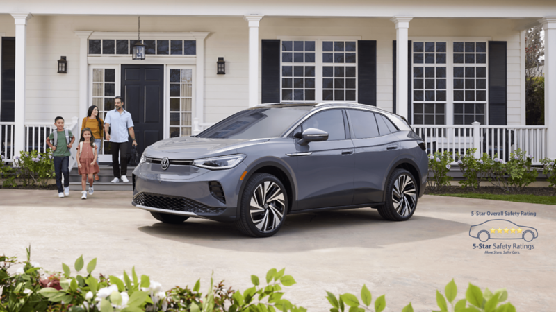 The 2024 Volkswagen ID.4 charging and the Electrify Canada charging station