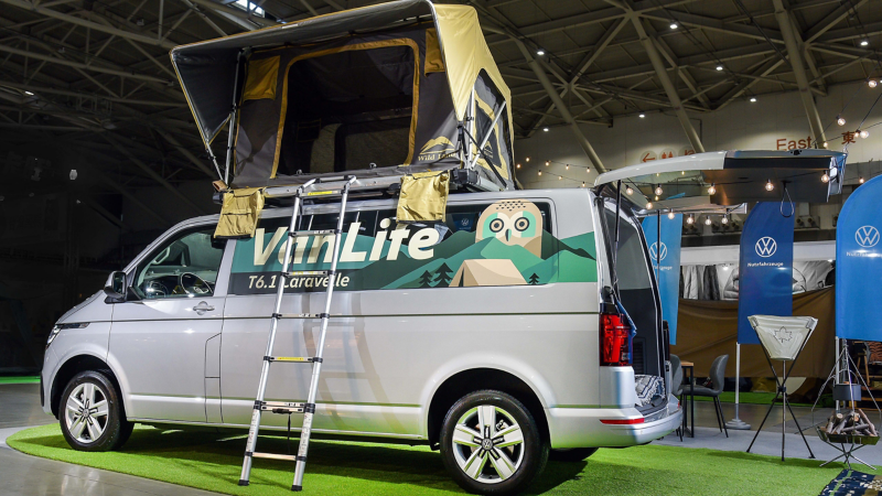 福斯商旅顛覆刻板印象，用California 露營車的設計理念，將T6.1 Caravelle打造為全台唯一「Carafornia」車款。
