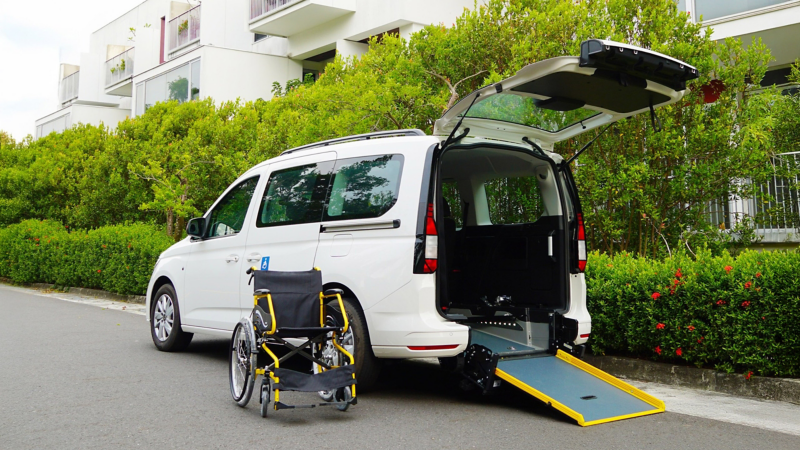 福斯商旅與合作改裝商推出Caddy Maxi EasyLife福祉車 國際身心障礙者日正式亮相 自由無礙出行更Easy