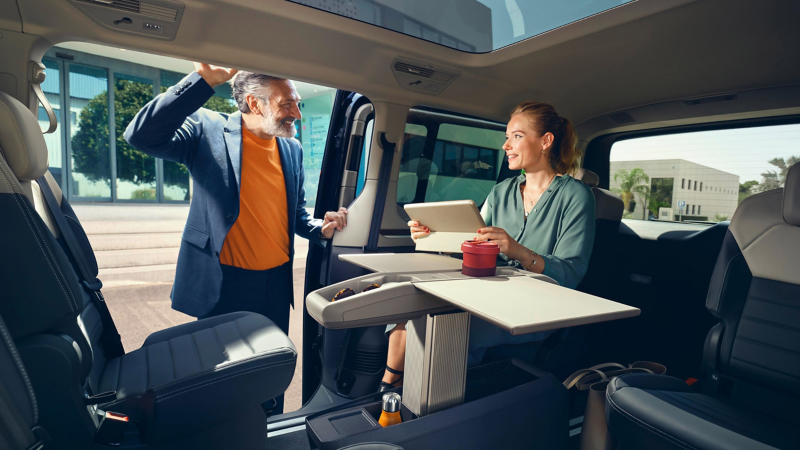 德國原裝進口Multivan TDI - 8 人座車型 嶄新登場 全新年式IQ.Drive科技再升級  210 萬元起開啟大格局