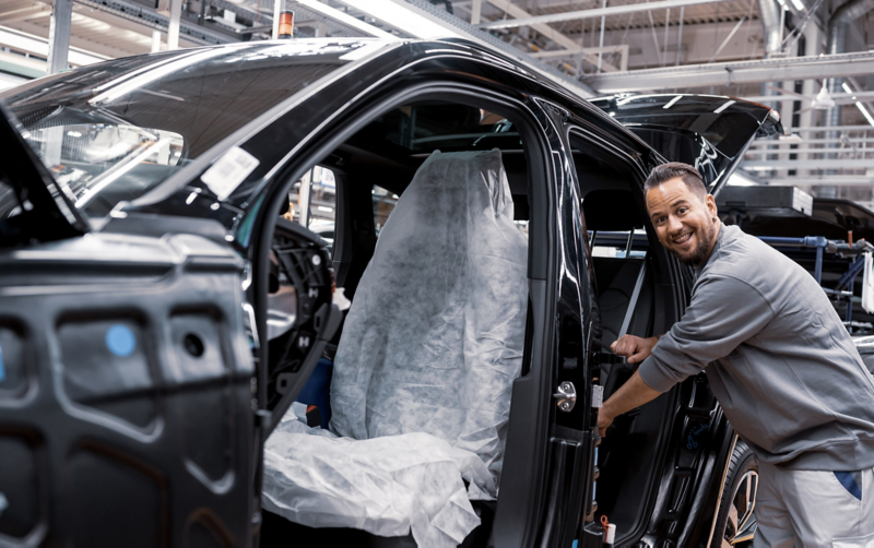 Trauffer arbeitet an seinem Touareg