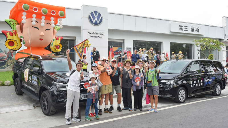 福斯商旅經銷商守護大甲媽祖遶境18年 Amarok Style 領航Q版媽祖巡禮  德制商旅 Caravelle 全線護航