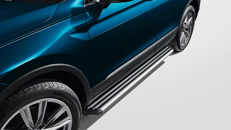 Volkswagen Tiguna Footboard for the side skirt Aluminium