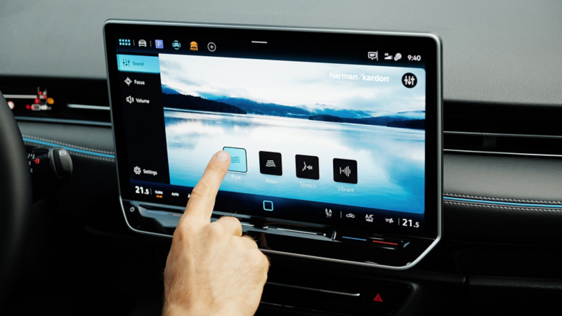 User Interface der Klangeinstellung PURE von Harman Kardon