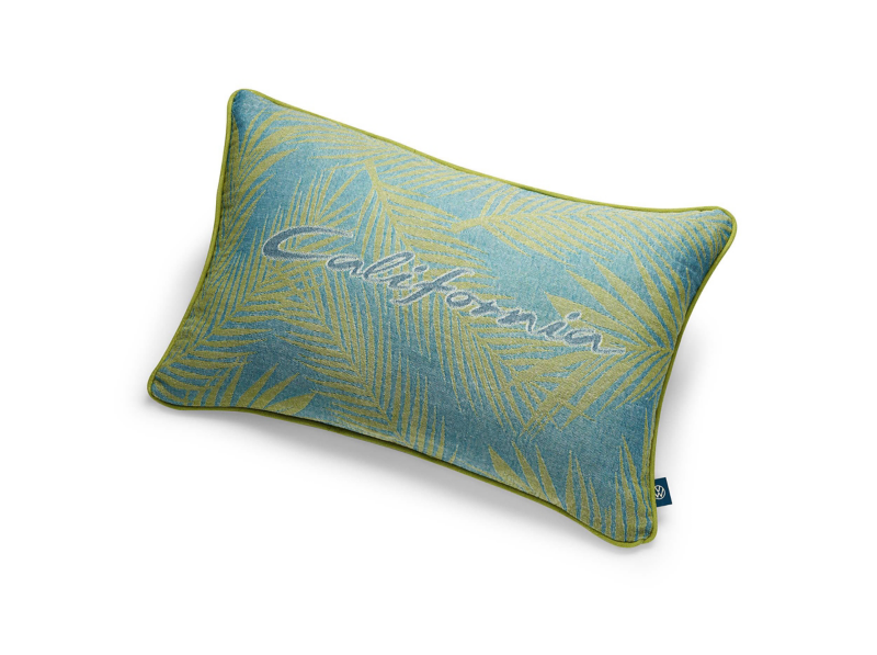 Photo showing the cushion product. 