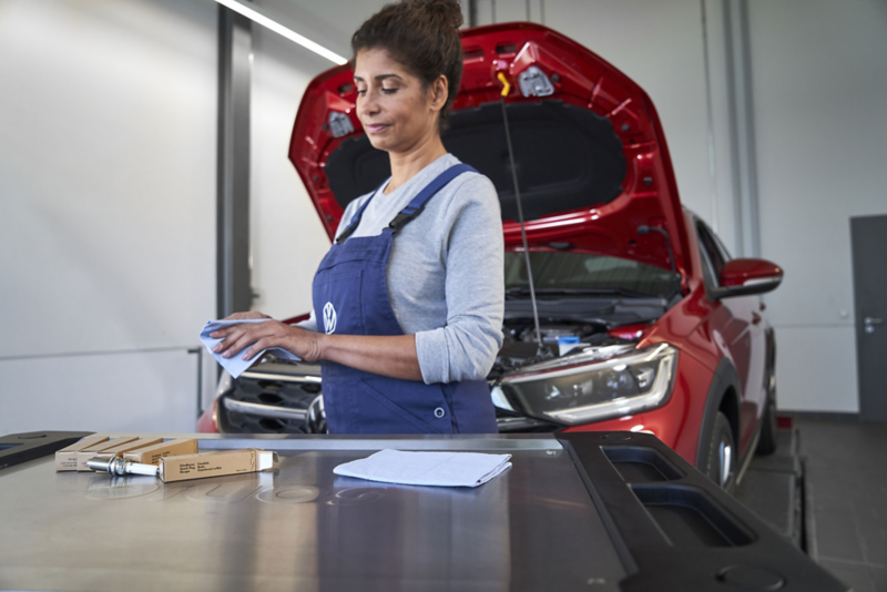 Le logo Volkswagen chez un concessionnaire Volkswagen