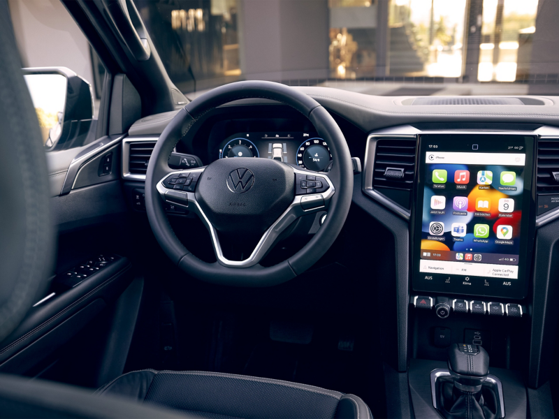 Vue sur l'écran du cockpit et de App Connect VW