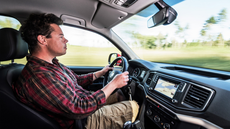 Bakom ratten är det lätt att trivas. Åttaväxlad automatlåda är standard på Amarok V6 med 258 hästar.
