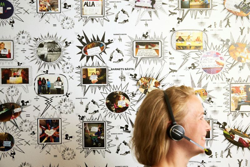 Catarina Nylund med headset