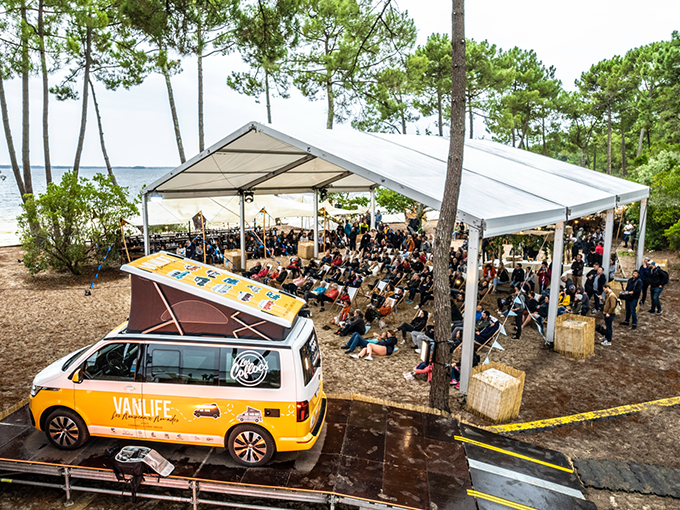 Photo du VW California Festival, vue sur la tente