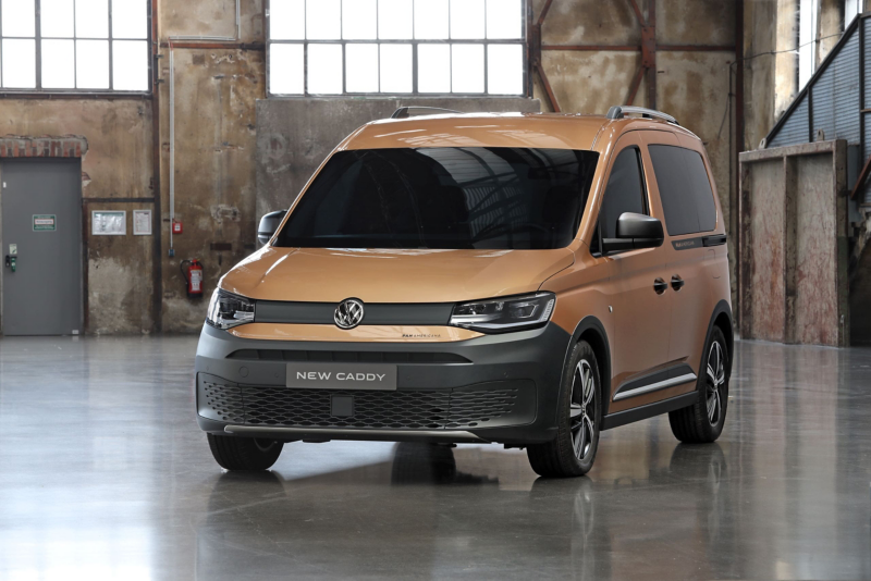 Nowy Caddy - widok z przodu