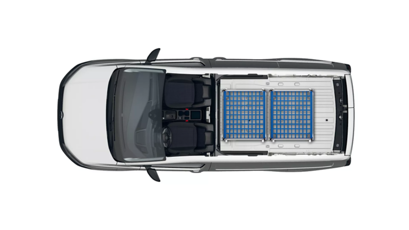 Caddy Cargo Maxi eHybrid załadunek z kontenerami na kółkach