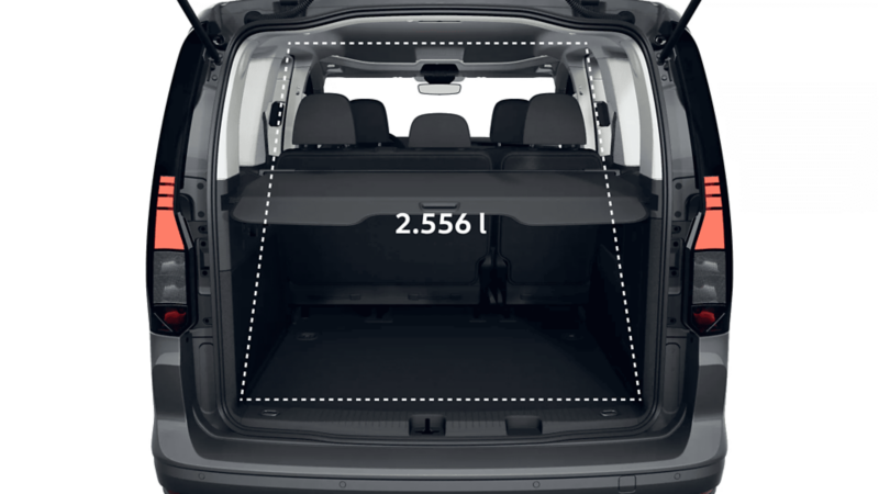 VW Caddy Life eHybrid widok z tyłu.