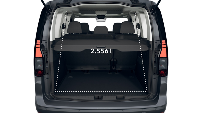 Caddy Life eHybrid von hinten.