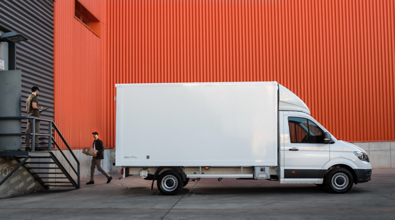 Primer plano lateral del VW Crafter Box