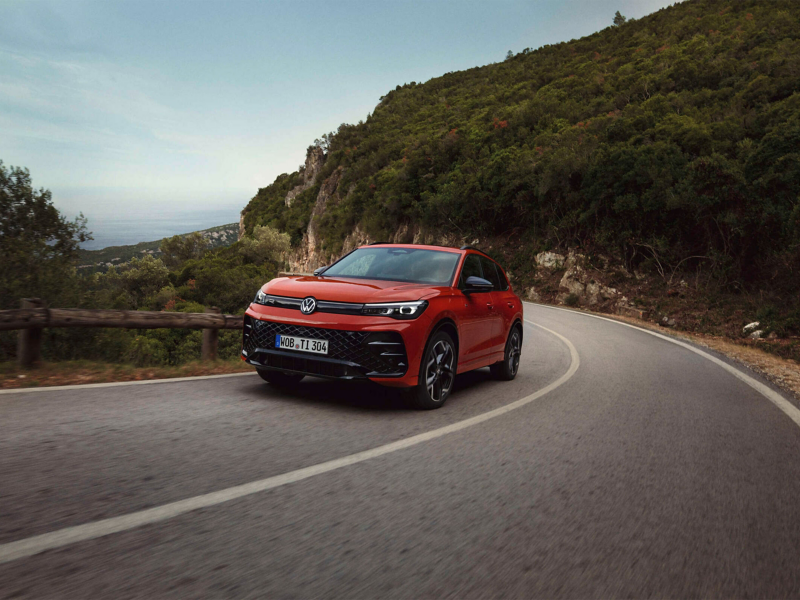 Tiguan front driving view