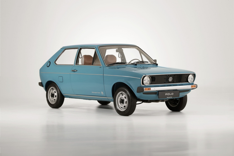Volkswagen Polo bleue de 1975