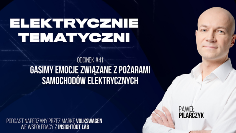 Zdjęcie mężczyzny przy tytule podcastu "Elektrycznie Tematyczni".