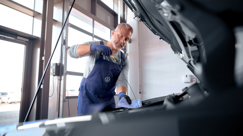 VW expert mechanic