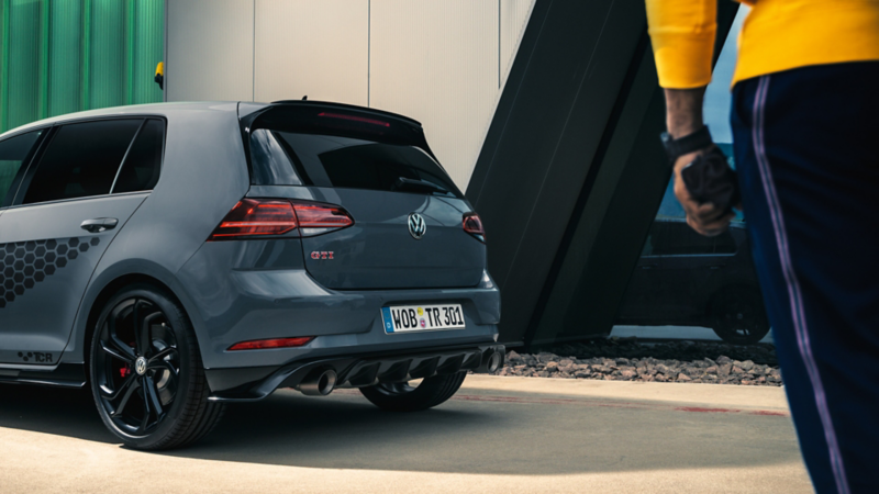 parte trasera del VW Golf GTI TCR 