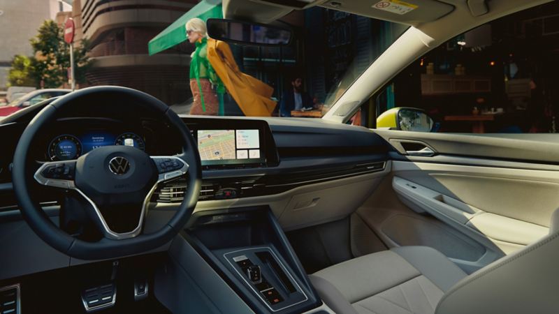 Jaunais Golf ar Innovision autovadītāja kabīni  Attēla atruna: Prototips, kura ražošana drīzumā tiks uzsākta