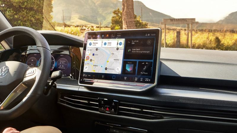 Funzionalità Streaming & Internet a bordo di una Volkswagen Golf GTE.