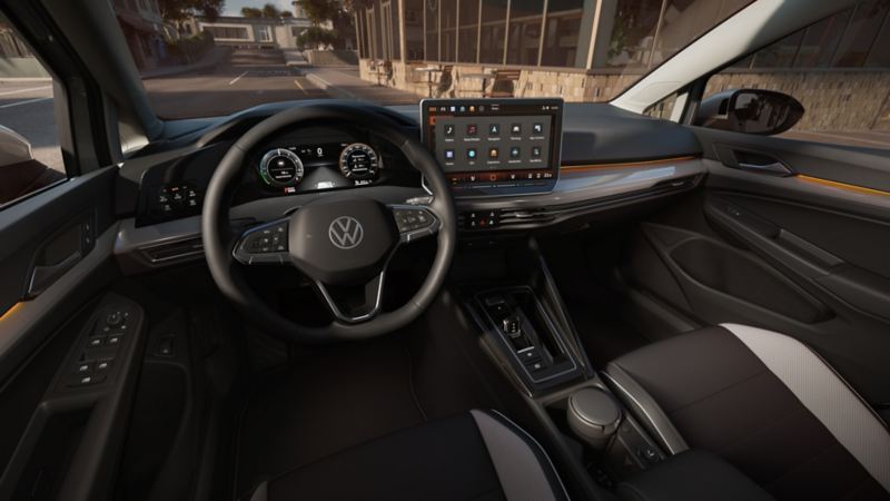 Tableau de bord de la VW Golf.