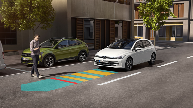 Illustration av VW Golf i trafiken som visar Front Assist
