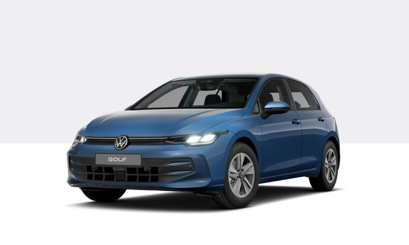 Freigestellte Abbildung eines VW Golf Life in Stonewashed Blue Metallic