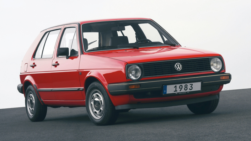 Golf II 1983 rossa tre quarti