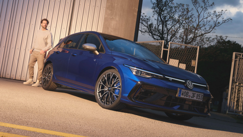 Golf R