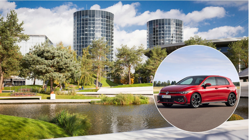 Stadsmiljö med park och vatten, med en Volkswagen Golf GTI markerad i en cirkel