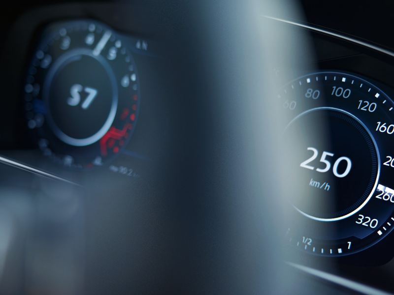 Closeup view of the Active Info Display, showing speed and gear, in the Volkswagen Golf R