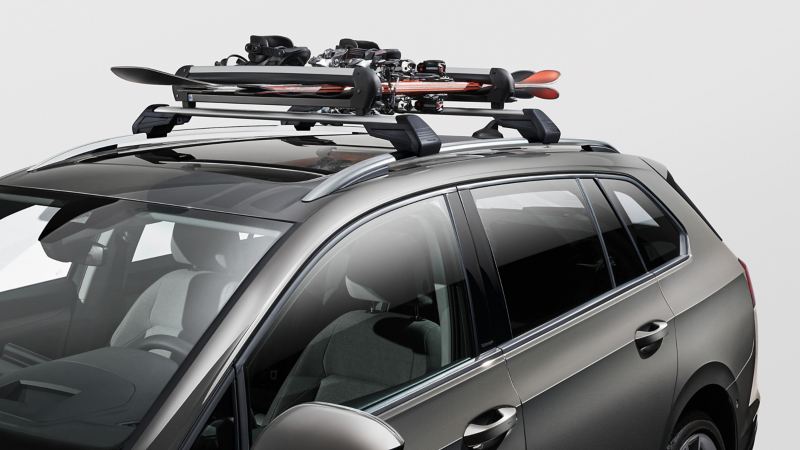 Ski and snowboard carrier by VW Accessories on a VW Golf Variant