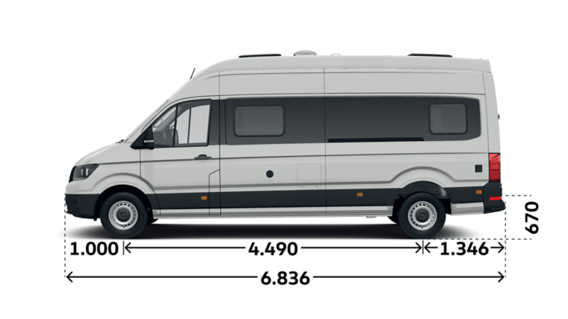Måttskiss VW Grand California 680: Längd 6 836 mm, längd mellan hjulhus 4 490 mm.