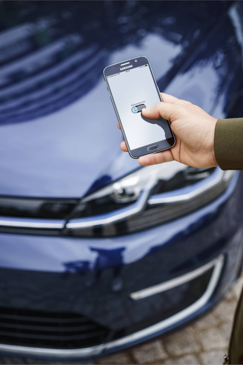 Start of the charging process via smartphone