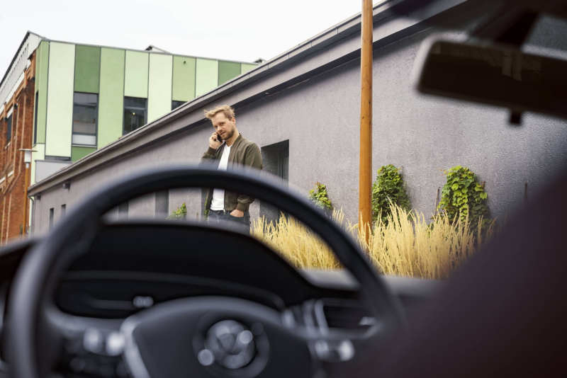 There is time to make phone calls during the charging process
