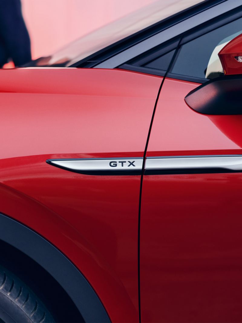 Ecusson GTX du VW ID.4 GTX rouge
