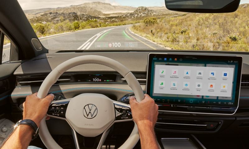 Vue du Head-up-Display à réalité augmentée dans la Volkswagen ID.7